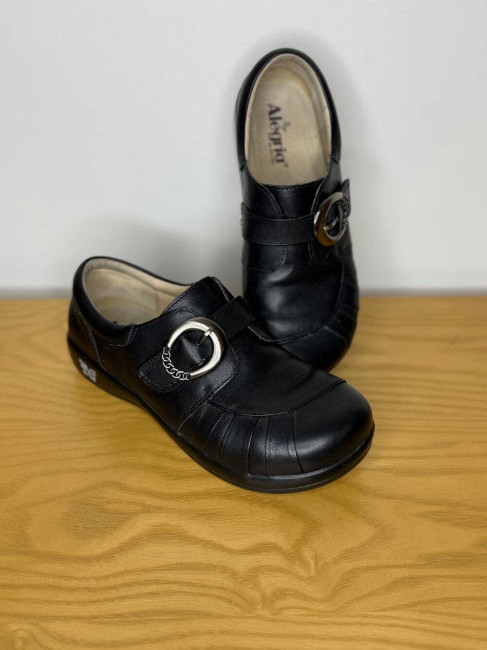 Alegria Shoes Khloe Black Nappa Womens Leather Buckle Size 40 Size 10